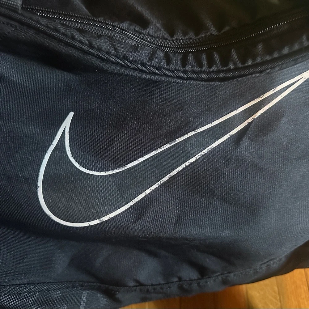 Nike Black Gym/Training Duffel Bag